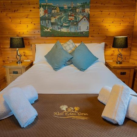 Wall Eden Farm - Luxury Log Cabins And Glamping Highbridge Eksteriør bilde