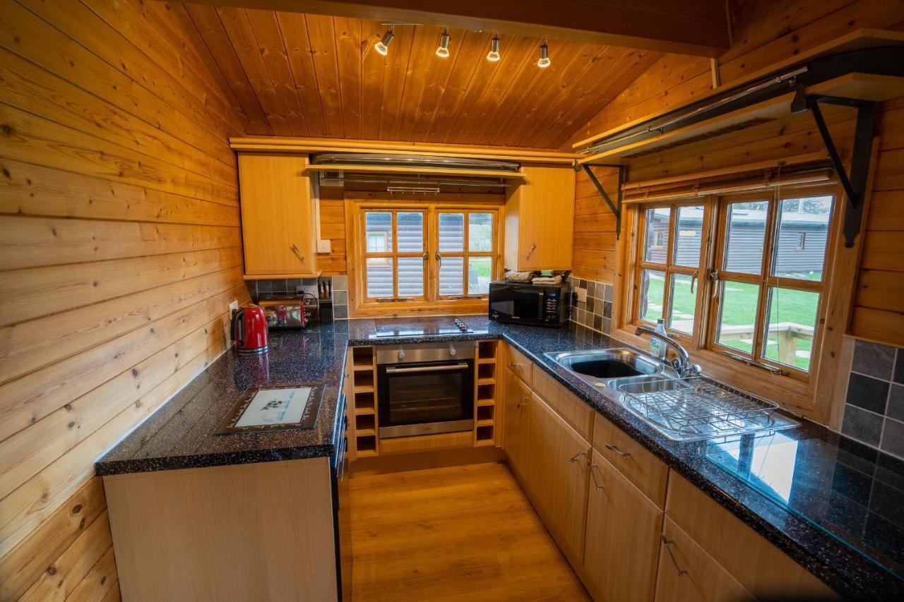Wall Eden Farm - Luxury Log Cabins And Glamping Highbridge Eksteriør bilde
