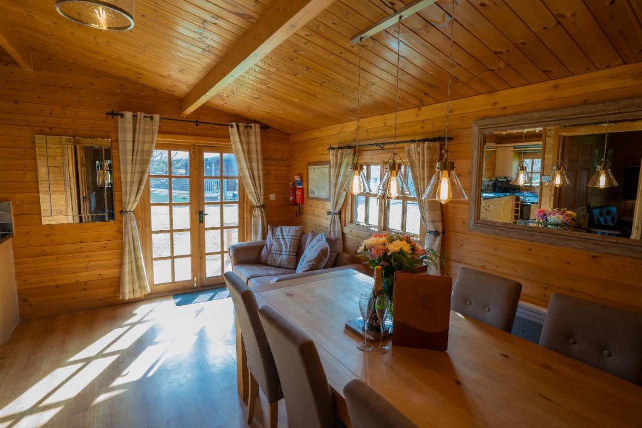 Wall Eden Farm - Luxury Log Cabins And Glamping Highbridge Eksteriør bilde
