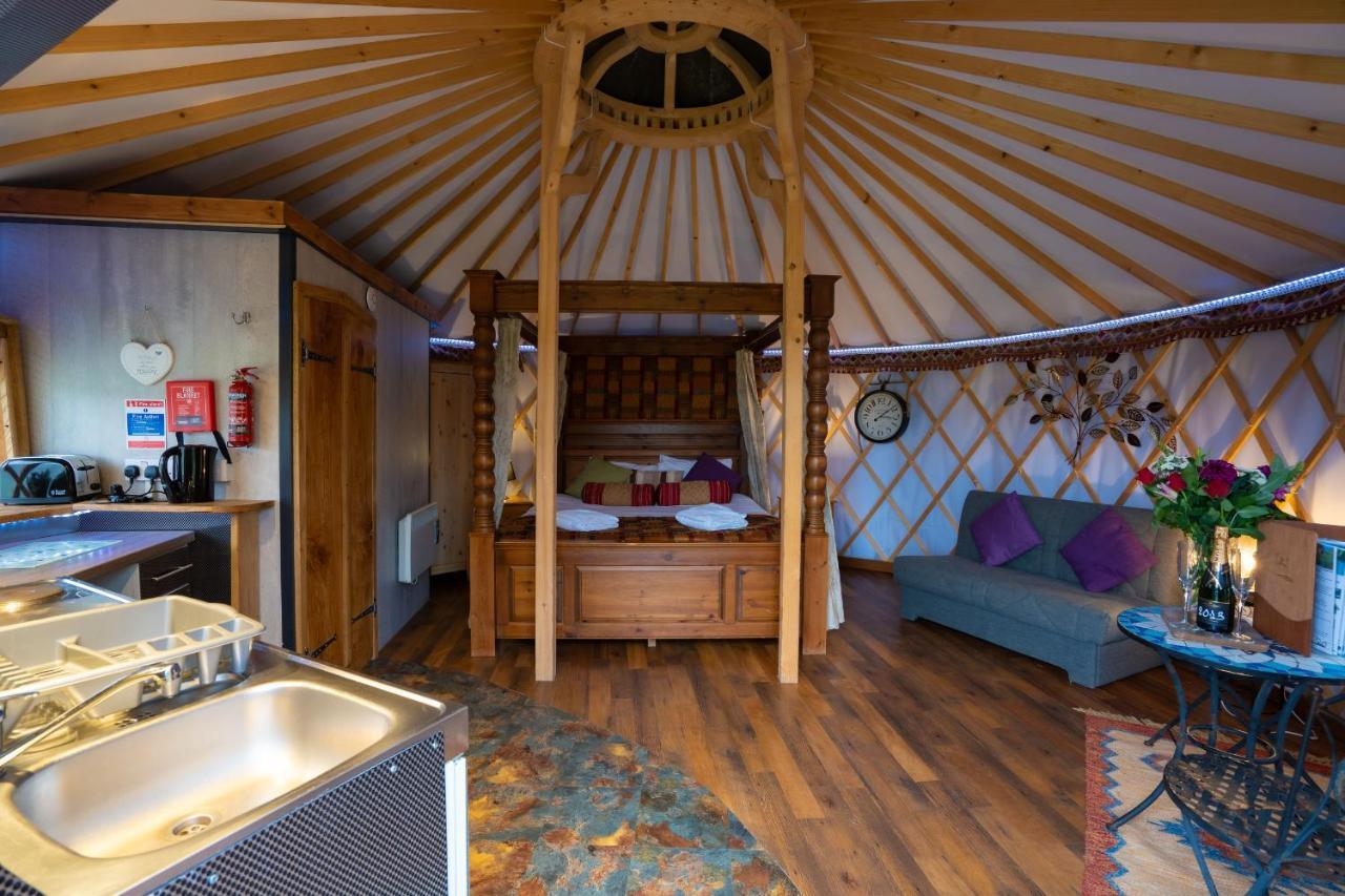 Wall Eden Farm - Luxury Log Cabins And Glamping Highbridge Eksteriør bilde