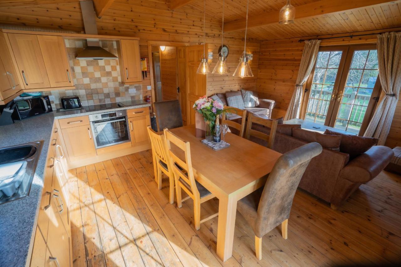 Wall Eden Farm - Luxury Log Cabins And Glamping Highbridge Eksteriør bilde