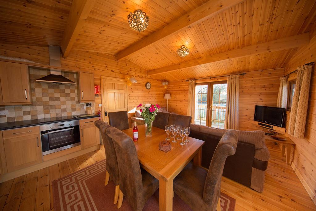 Wall Eden Farm - Luxury Log Cabins And Glamping Highbridge Eksteriør bilde